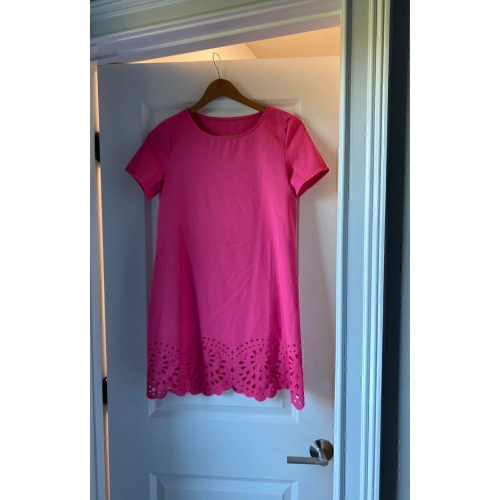 Hot PINK cap sleeve round neck shift she